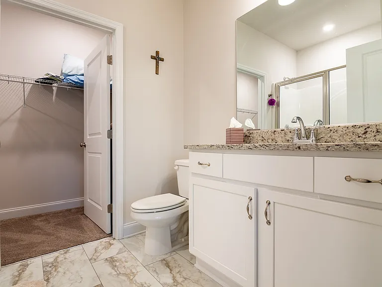 1091 Primrose Dr — Photo 13