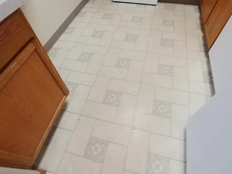 7037 Freedom Ct #B — Photo 2