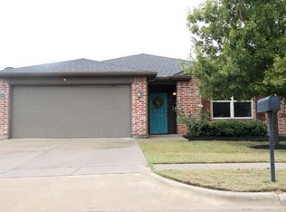 1300 James St, Howe, TX 75459