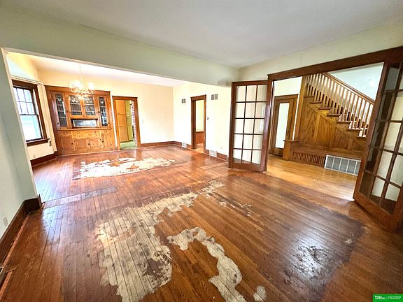 3rd image of 511 11th St