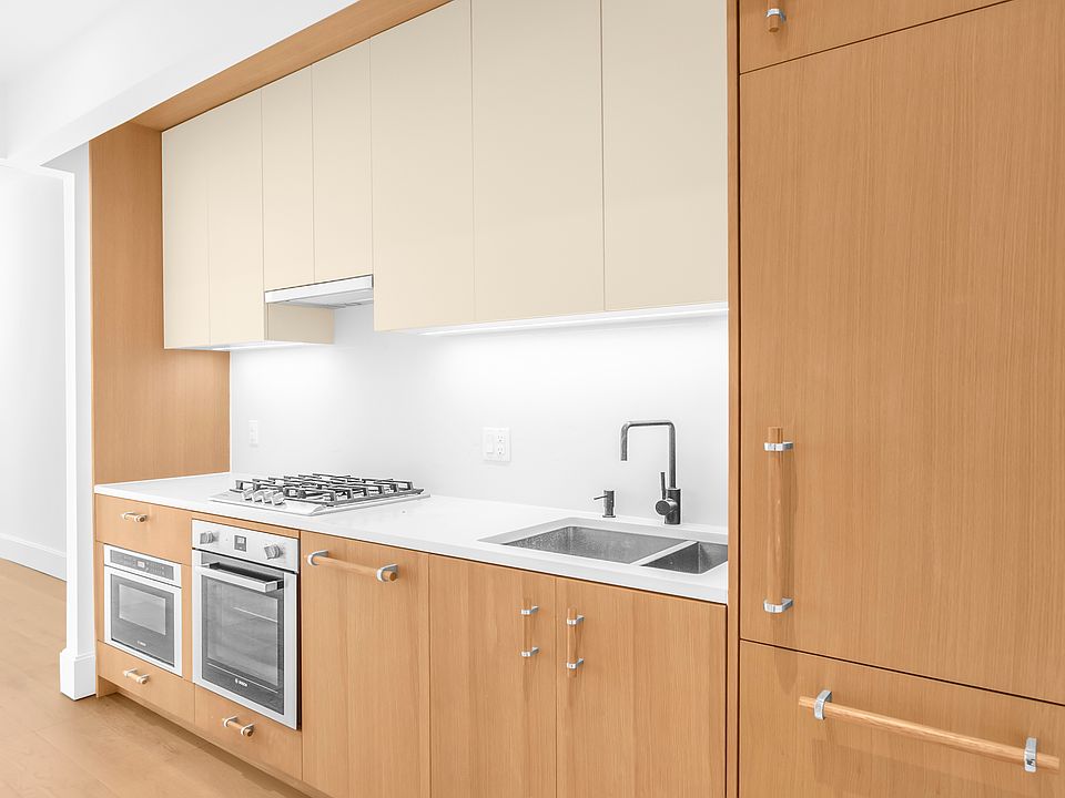 1st image of 22-18 Jackson Ave #204