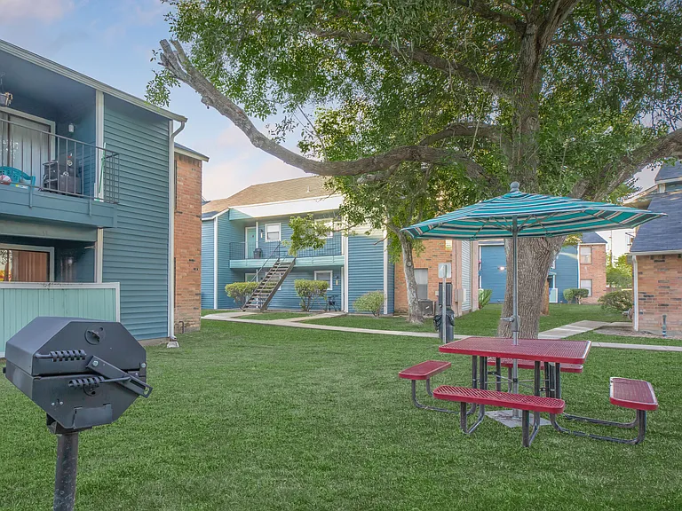 Solana Vista — Photo 33