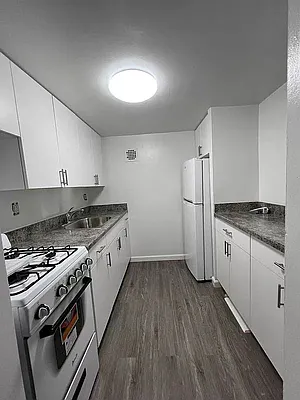 Rented by Kole Group | media 10