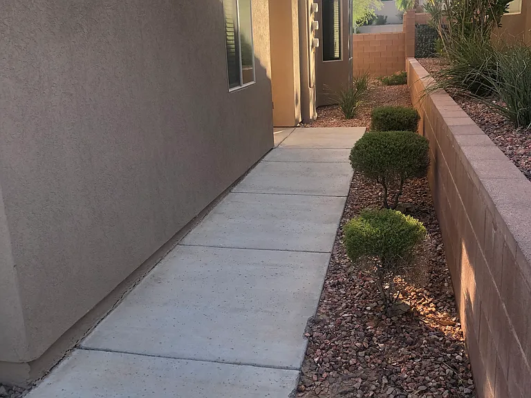 369 Tuscany Cir — Photo 2