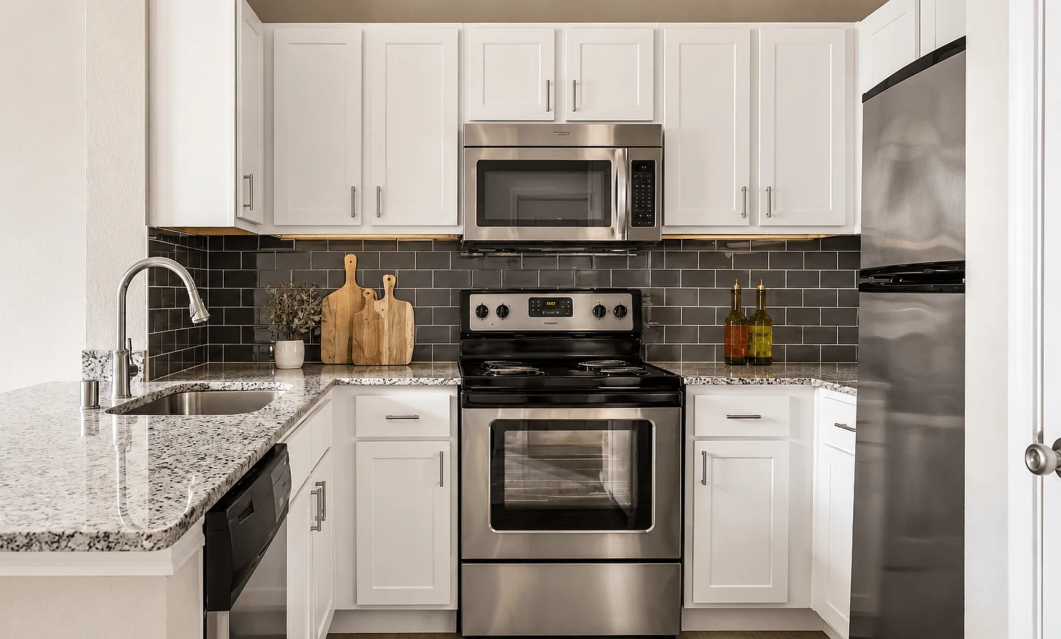 75 West — Photo 1