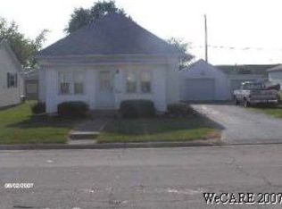 304 S Wagner Ave, Wapakoneta, OH 45895