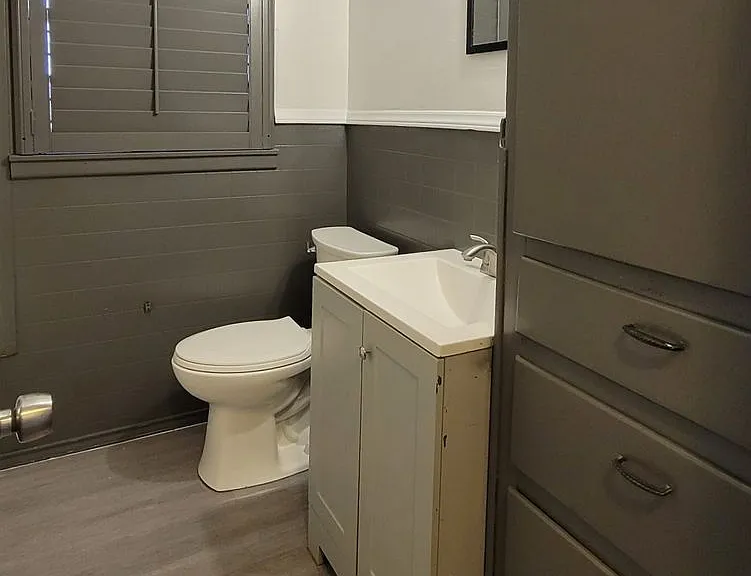 5512 Avenue G — Photo 13