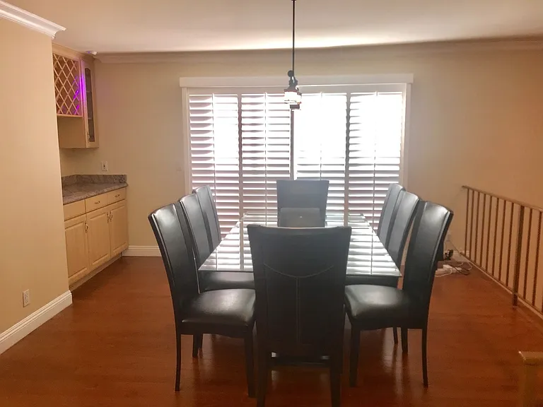 17807 Devonshire St #4 — Photo 5
