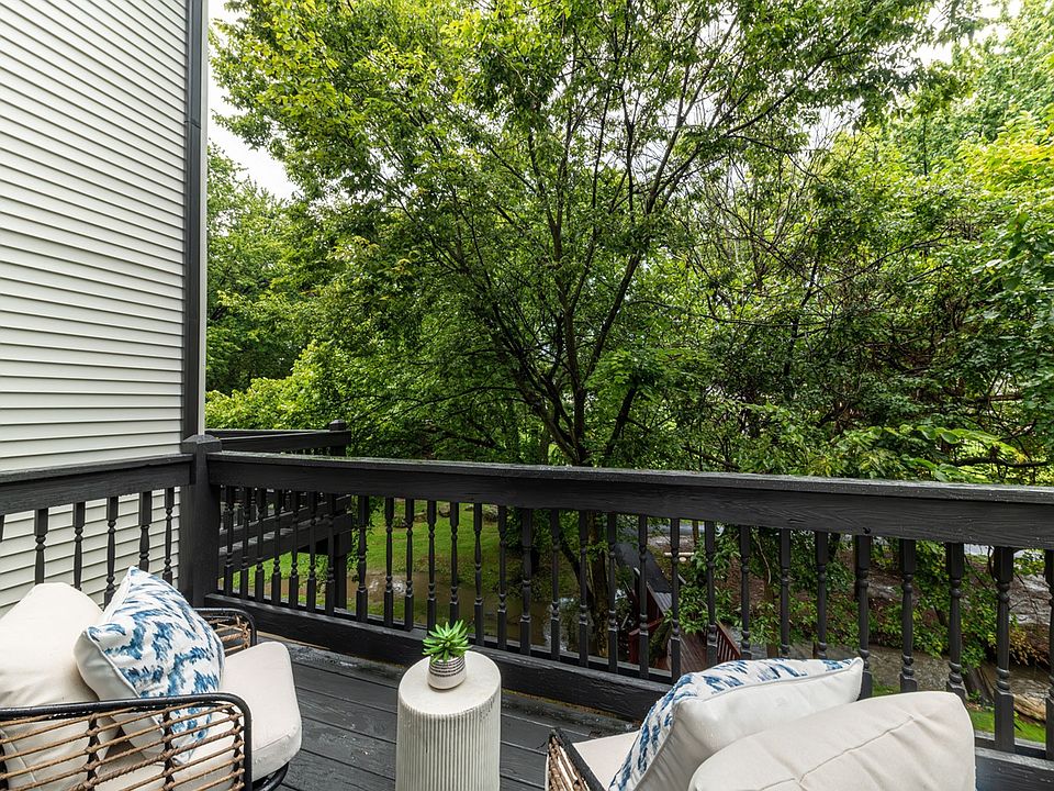 Private balcony