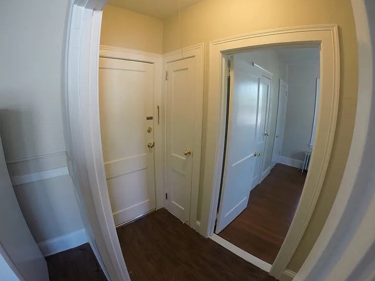46 Grace St — Photo 9