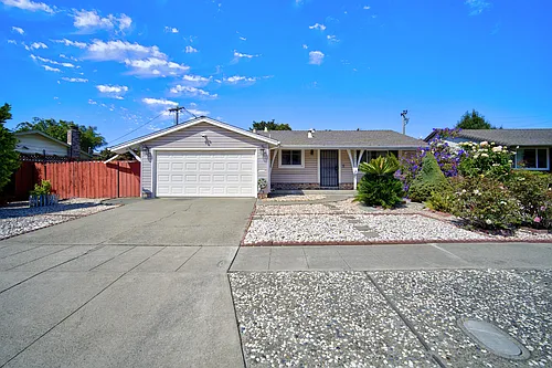 25309 Meredith Ct Photo 1
