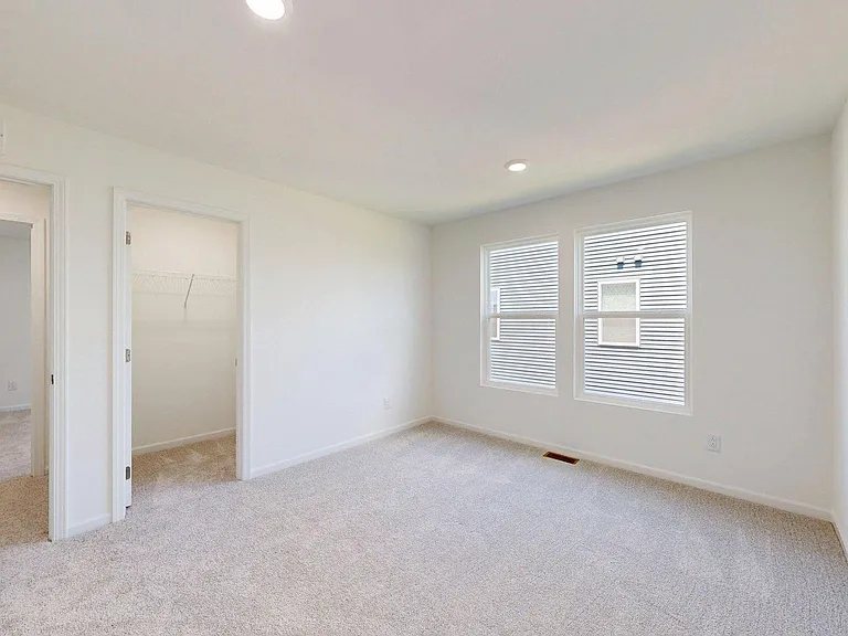 826 Kuss Dr — Photo 18