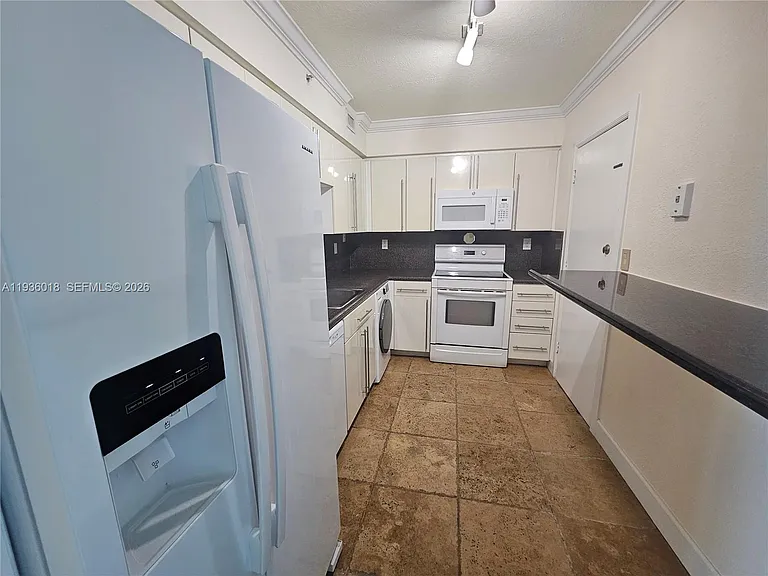 2501 S Ocean Dr #921 — Photo 8