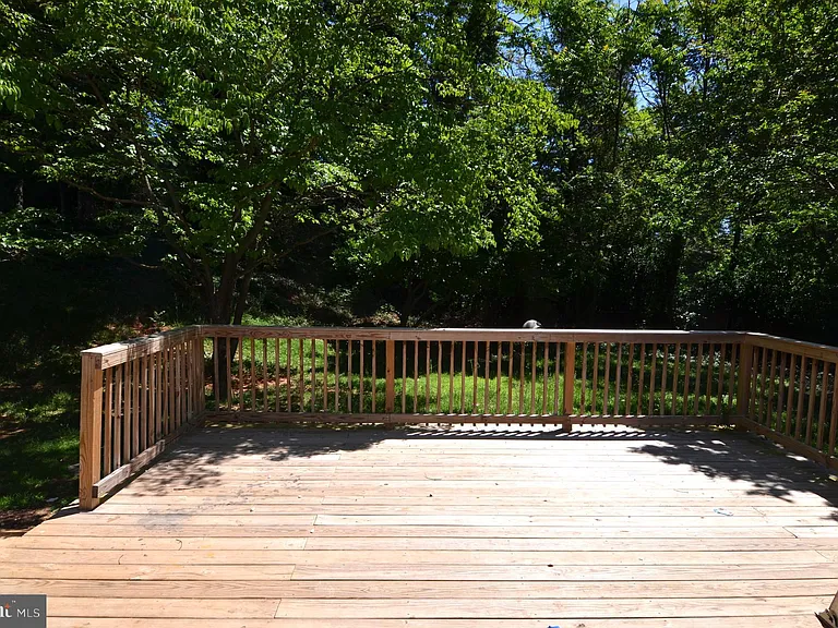 14011 Eagle Ct — Photo 29
