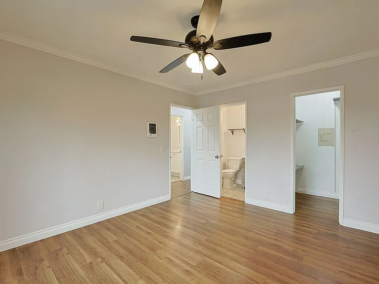 620 E Lexington Ave #16 — Photo 18
