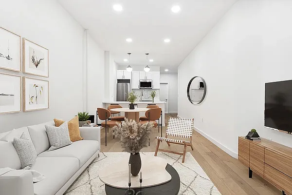 Rented by Freestone Property Group | media 14