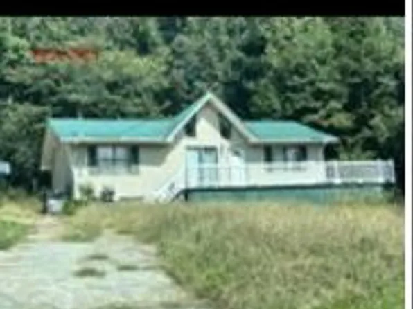 408 Park Cir, Talladega, AL 35160