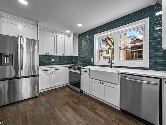 2nd image of 613 S 18th St Floor 1