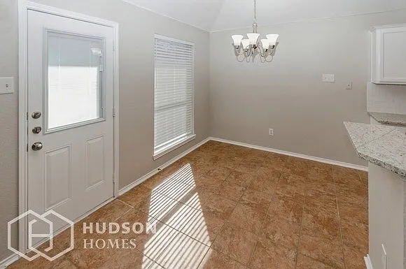 628 Saint Eric Dr — Photo 13