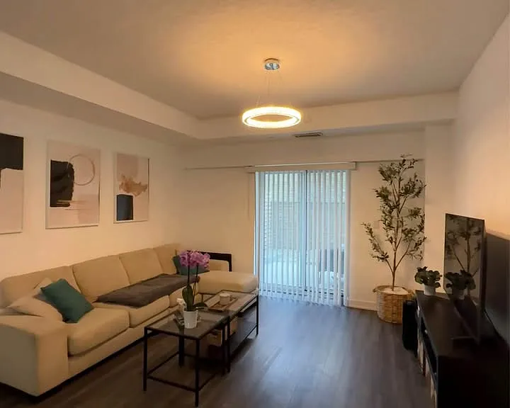 16 Markle Cres #108 — Photo 7