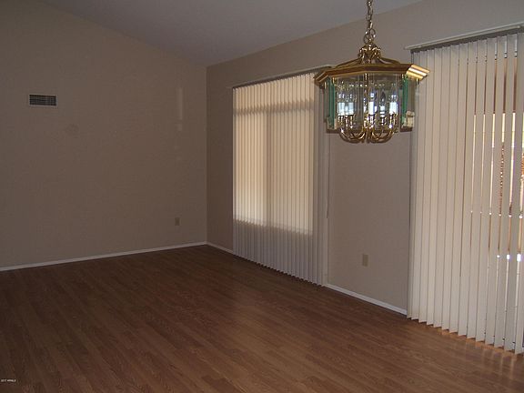 3rd image of 15015 W Heritage Dr