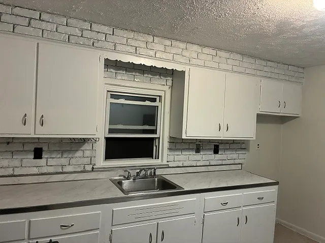 112 Burhans Ave #2 — Photo 19