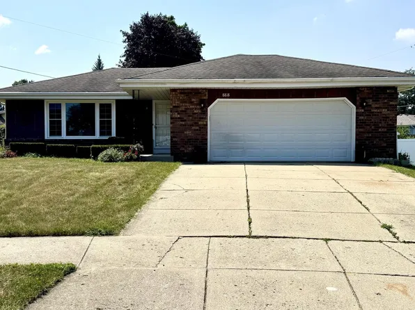 8818 46th AVENUE, Kenosha, WI 53142