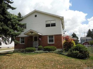 72 Arlington Rd, Buffalo, NY 14221