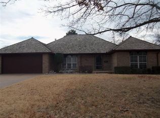 1901 Live Oak St, Enid, OK 73703