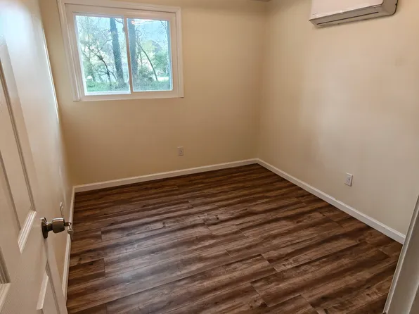 7217 Berkshire Downs Dr Room 2, Raleigh, NC 27616