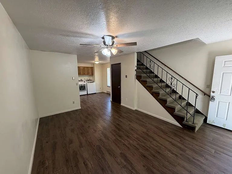 1058 N 250 W #3 — Photo 6