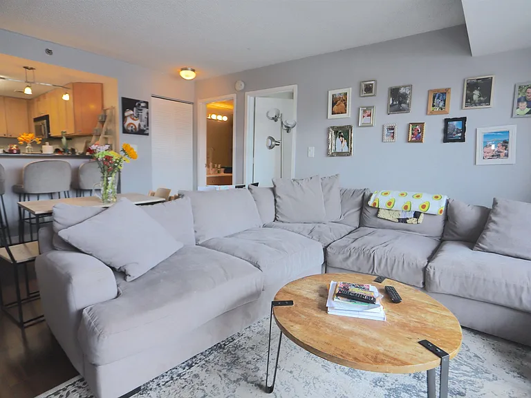 700 1st St #10T — Photo 10