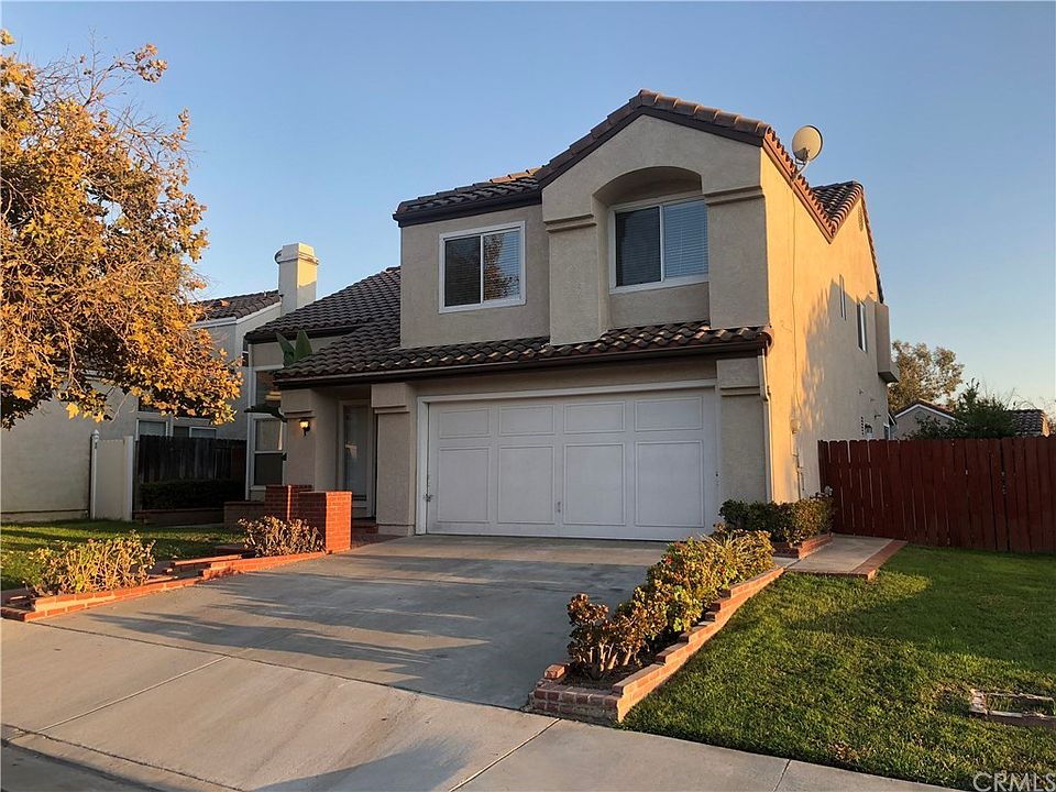 1st image of 23991 Lone Pine Dr