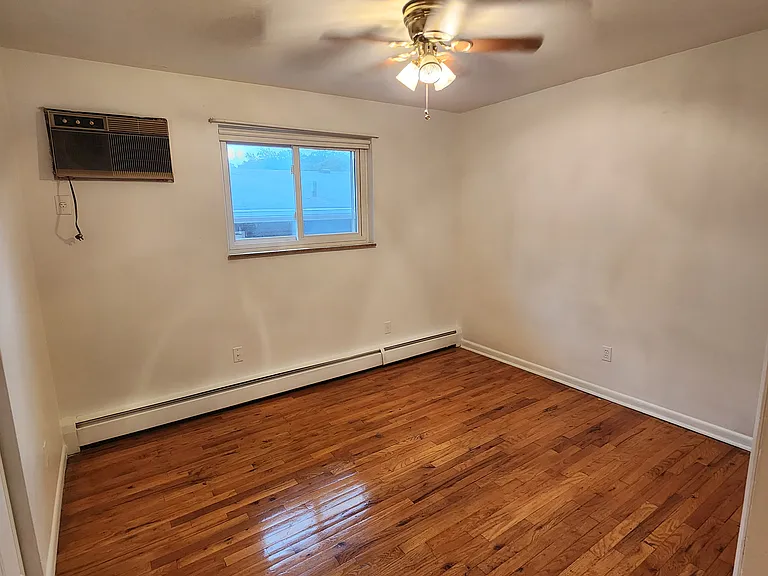 2528 Vera Ave #3 — Photo 18