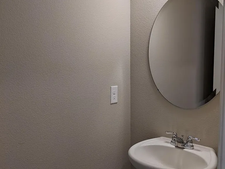 3364 Hoffman Hill Blvd — Photo 14