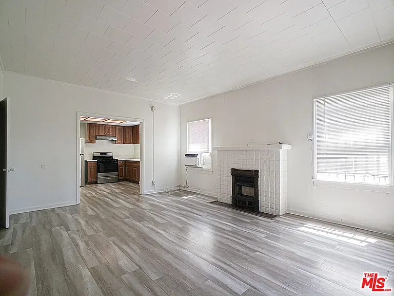 336 S Wilton Pl #338 — Photo 7