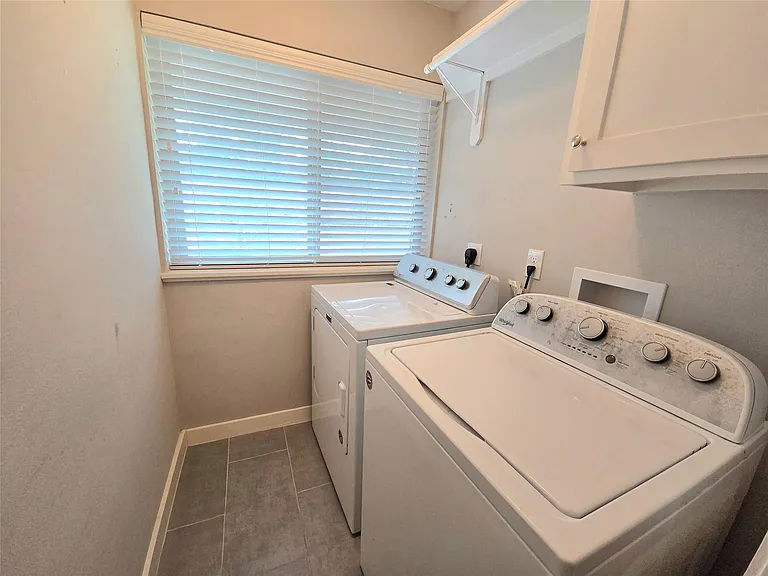 1763 Maux Dr — Photo 30