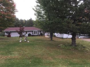 13733 River Ln, Mountain, WI 54149