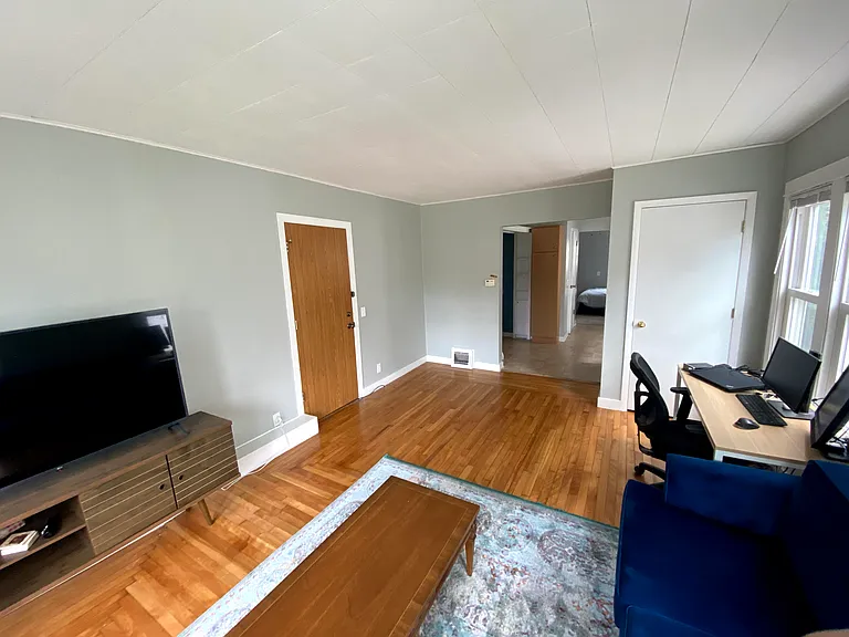 2111 E Dayton St #1 — Photo 4