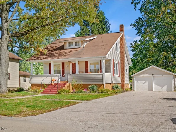 107 McKinley St, Wellington, OH 44090