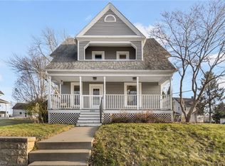 202 N Prospect Ave, Hartville, OH 44632