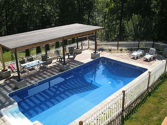 3rd image of 894 Cape Wood Dr