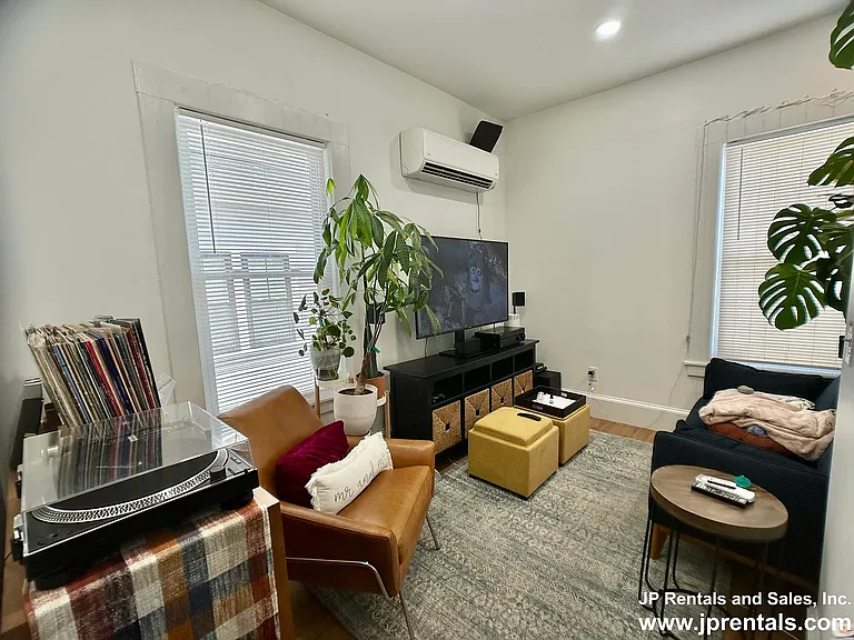 112 South St #1 — Photo 3