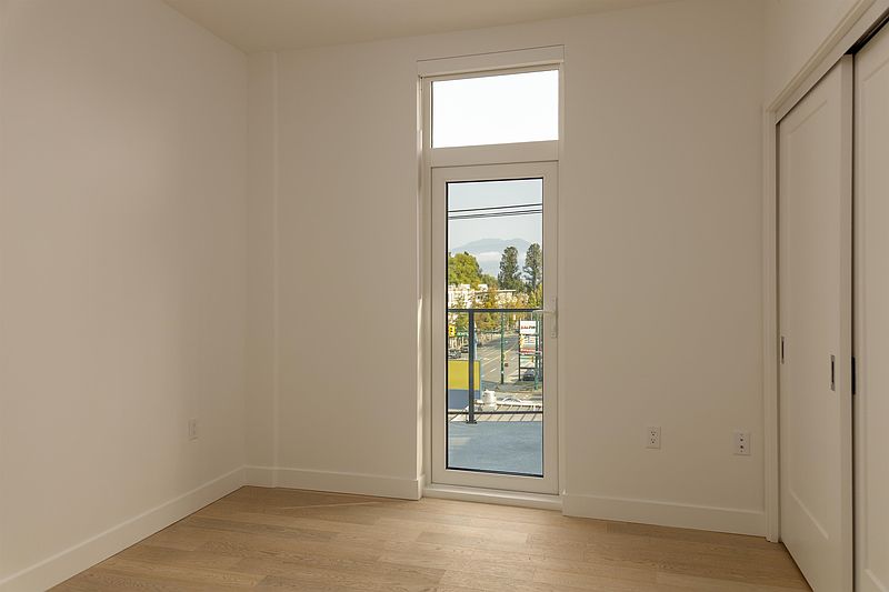Vancouver Apartment for rent - 2 Bedrooms — photo 6