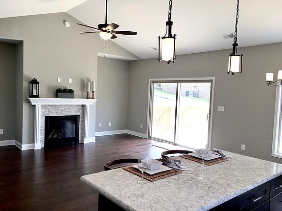 5th image of 7907 Bernstein Ln