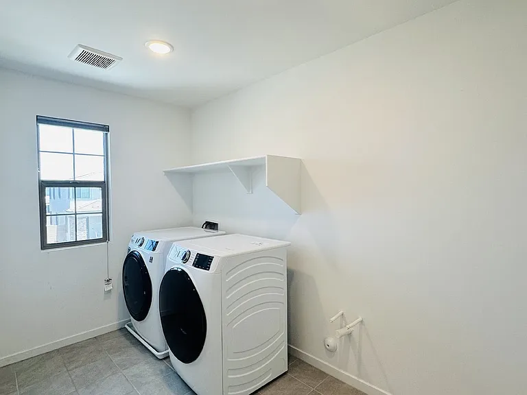 7425 W Nicolet Ave — Photo 26