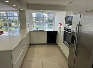 400 Leslie Dr APT 402, Hallandale Beach, FL 33009