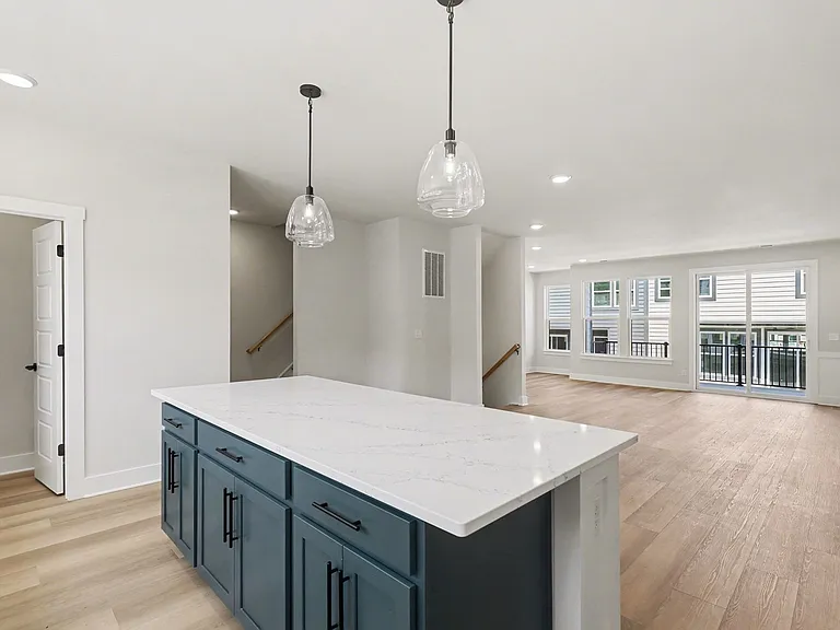 7920 Sansom Cir — Photo 19