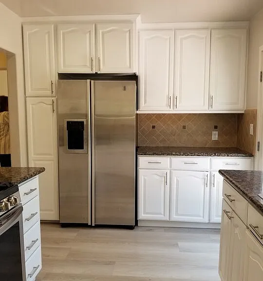 1745 Midvale Ave — Photo 12