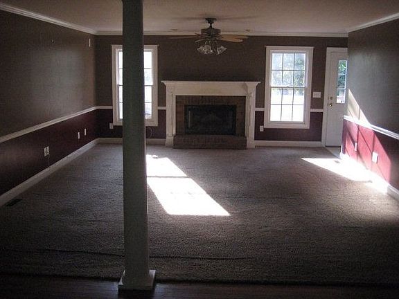 3rd image of 491 Smith Rd